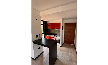 Depto 2 Amb en Venta Moreno Centro edificio Evita