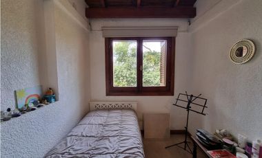 HERMOSO CHALET EN ZONA IGLESIA DE PINAMAR