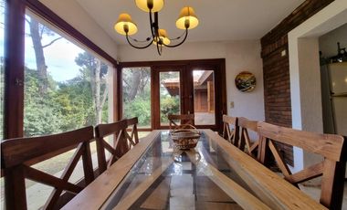 HERMOSO CHALET EN ZONA IGLESIA DE PINAMAR