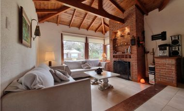 HERMOSO CHALET EN ZONA IGLESIA DE PINAMAR