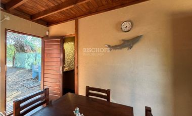 EN VENTA DOS CABAÑAS DE 2 AMBIENTES CADA UNA, MAR AZUL