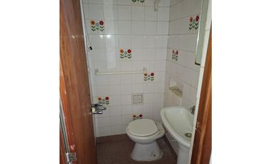 ZONA COLINAS; CHALET 4 AMB- EXCELENTE UBICACION