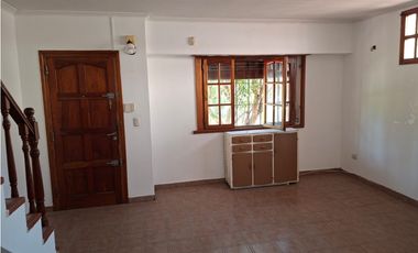 ZONA COLINAS; CHALET 4 AMB- EXCELENTE UBICACION