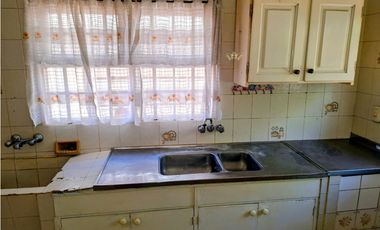 ZONA COLINAS; CHALET 4 AMB- EXCELENTE UBICACION