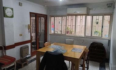 Casa en VENTA-3 dorm, balcón, patio, terraza.-24 de Septiembre al 1400, Rosario.