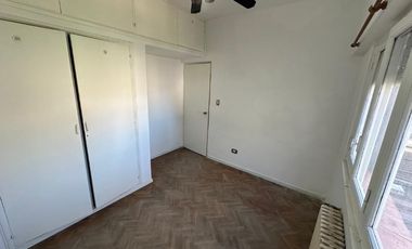 Casa PH en alquiler en Avellaneda Este