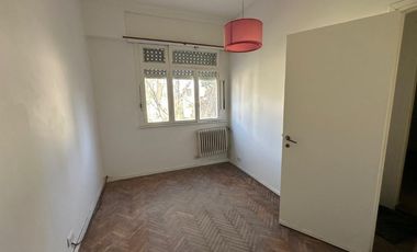 Casa PH en alquiler en Avellaneda Este