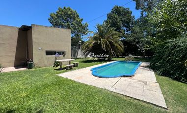 Casa quinta en venta de 942m2 ubicado en Campana