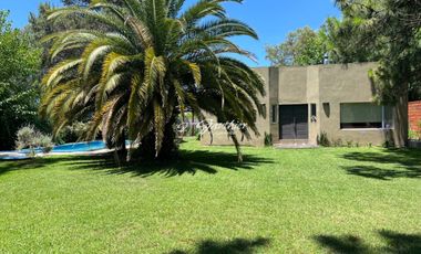 Casa quinta en venta de 942m2 ubicado en Campana