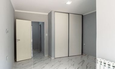 Casa en venta c/ cochera en Centro