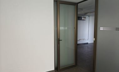 ARRIENDO OFICINA ISMAEL V VERGARA 670-SANTIAGO 5P-4B