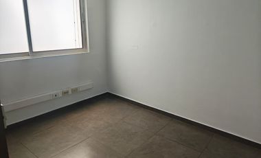 ARRIENDO OFICINA ISMAEL V VERGARA 670-SANTIAGO 5P-4B