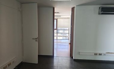 ARRIENDO OFICINA ISMAEL V VERGARA 670-SANTIAGO 5P-4B