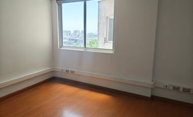 ARRIENDO OFICINA ISMAEL V VERGARA 670-SANTIAGO 5P-4B