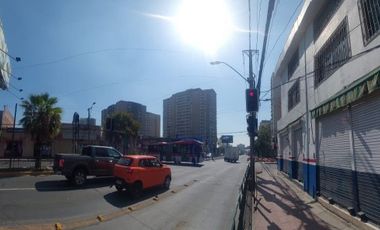 GRAN AVENIDA ESQUINA  AVDA LO OVALLE