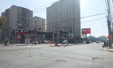 GRAN AVENIDA ESQUINA  AVDA LO OVALLE