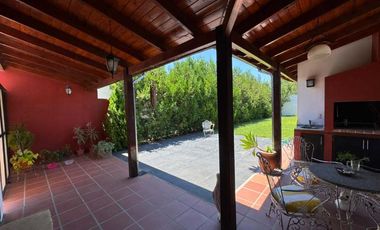 Casa en venta en Victoria