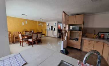 Venta de Casa en Conocoto – Conjunto 6 de Junio