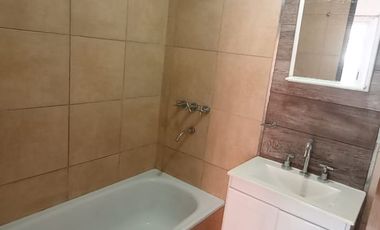 Moderno Monoambiente con Balcón y Bajas Expensas en El Palomar