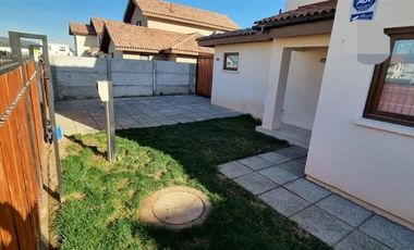 Casa en Venta en Sendero Rio Ñiuble 430 Machali