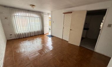 Casa en Arriendo en Valle El Sol / Pasaje Mavilla