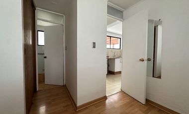 Casa en Arriendo en luis calvo mackenna con avenida las condes