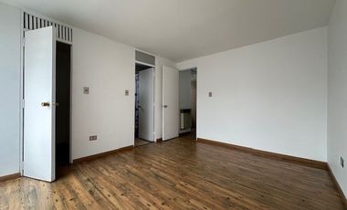 Casa en Arriendo en luis calvo mackenna con avenida las condes