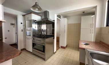 Casa en Arriendo en luis calvo mackenna con avenida las condes