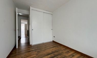 Casa en Arriendo en luis calvo mackenna con avenida las condes