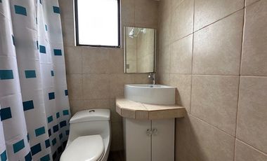 Casa en Arriendo en luis calvo mackenna con avenida las condes