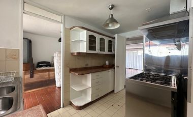 Casa en Arriendo en luis calvo mackenna con avenida las condes