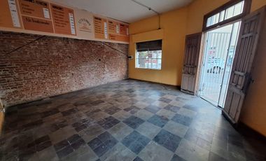 Local Comercial - 100 mtrs - 9 de Julio al 3000 - Alto Alberdi