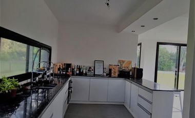 VENTA DE CASA EN MANZANARES PILAR