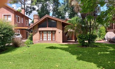 Casa en  Venta en Country Club El Carmen