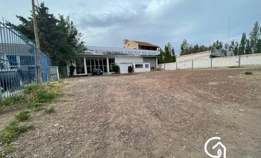 Venta de galpón de uso comercial en Neuquén Capital