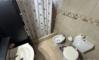 Venta Casa 6 ambientes con cochera y quincho en San Jose