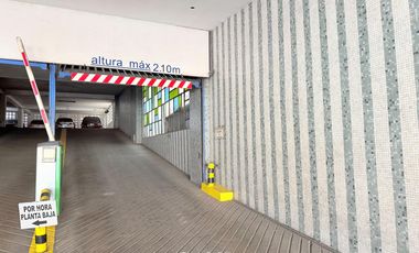 Cochera en Segundo Piso - Zona Centro