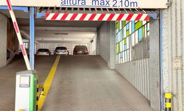 Cochera en Segundo Piso - Zona Centro