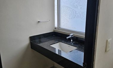 LOCAL EN VENTA EN SEGUNDA PLANTA EN COL. VILLAS DE SANTA ENGRACIA