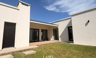 Alquiler temporario 25/26 - Casa 3 Amb - Arenas Chico