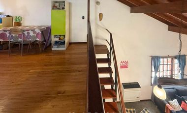 LA FLORIDA. Casa 4 amb. en lote 10 x 34