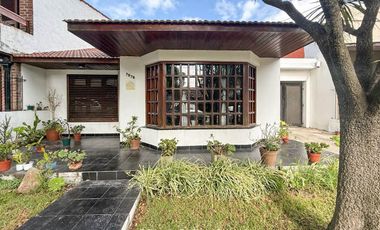 LA FLORIDA. Casa 4 amb. en lote 10 x 34