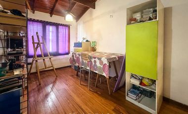 LA FLORIDA. Casa 4 amb. en lote 10 x 34