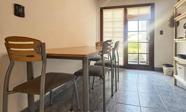 LA FLORIDA. Casa 4 amb. en lote 10 x 34