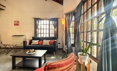 LA FLORIDA. Casa 4 amb. en lote 10 x 34