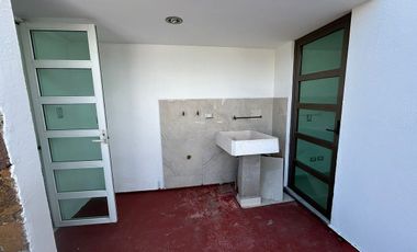 🏡 Renta de Casa en Molino de Santo Domingo | 3 Recámaras | Amplios Espacios.