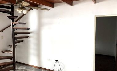 Casa en Alquiler en 509 esq 8 Manuel B Gonnet - Alberto Dacal Propiedades