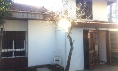 Casa en Alquiler en 509 esq 8 Manuel B Gonnet - Alberto Dacal Propiedades