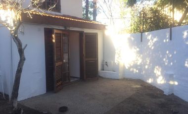 Casa en Alquiler en 509 esq 8 Manuel B Gonnet - Alberto Dacal Propiedades