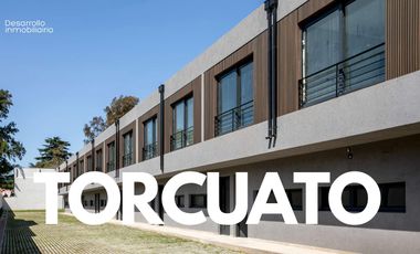 Departamento / Casa tipo Triplex en venta en Don Torcuato - A estrenar!